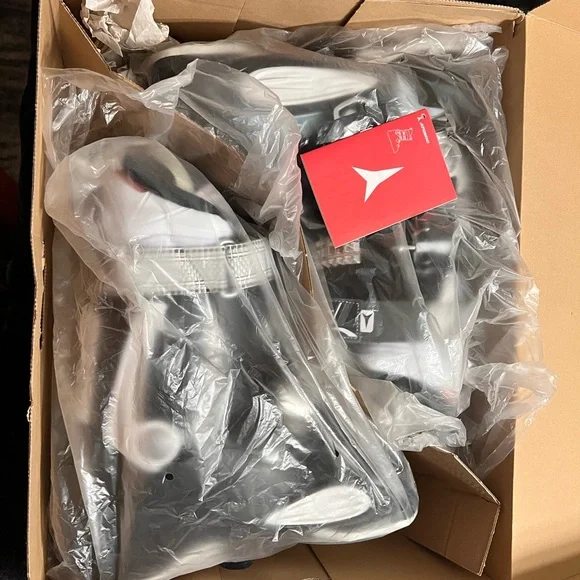 Atomic Live Fit 60 Ski Boots - Picture 9 of 10